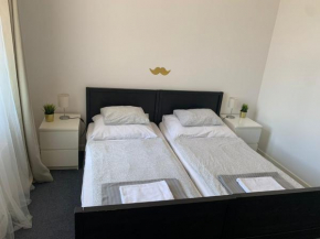 Little Tom Apartments